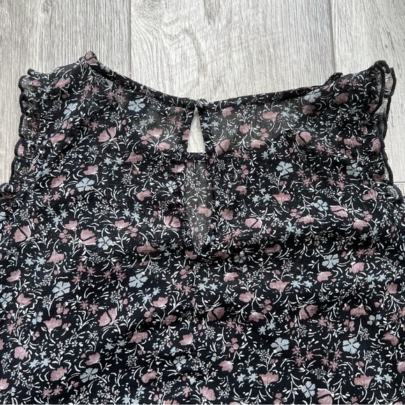 American Eagle Black Floral Ruffle-Trim Cold Shoulder Blouse | Size Small - Picture 8 of 15